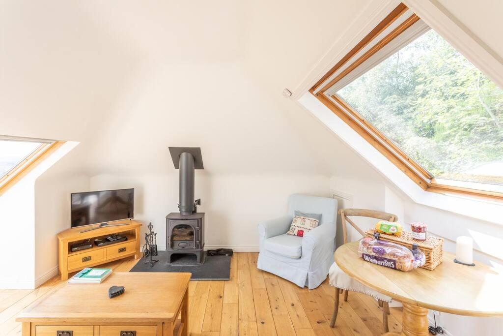 The Mews - A Cottage With A Spectacular Lake View Port Of Menteith Kültér fotó